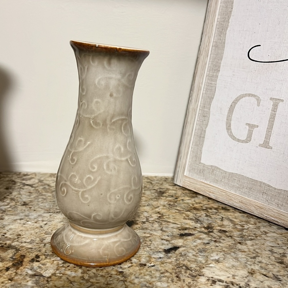 Matching Vase Set - Picture 3 of 8
